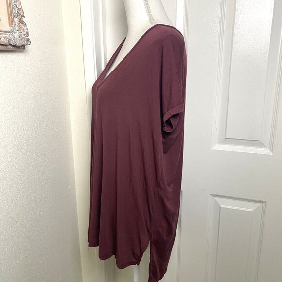 Brandy Melville Maroon Relaxed Oversized V-Neck Top Size OS As Is - Picture 8 of 9